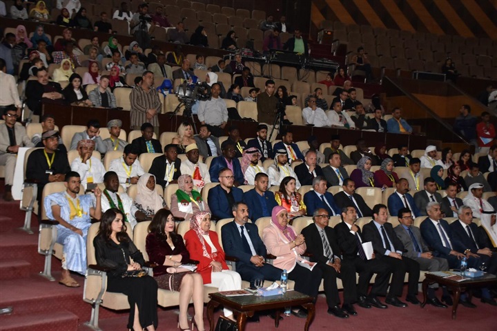 بحضور عدد من وزراء الشباب والرياضة العرب .. "صبحي" يفتتح الملتقي العربي والإفريقي للشباب المتطوعين ورواد الأعمال 