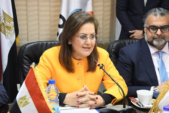 بروتوكول تعاون بين وزارة التخطيط والجامعة الأمريكية بالقاهرة وجامعة كينجز بلندن بشأن رفع كفاءة العاملين بالدولة بروتوكول تعاون بين وزارة التخطيط والجامعة الأمريكية بالقاهرة وجامعة كينجز بلندن بشأن رفع كفاءة العاملين بالدولة