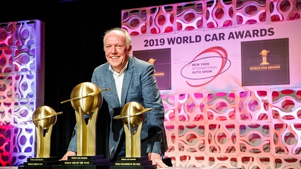 سيارة جاكوار I-PACE تفوز بثلاثية غير مسبوقة في جوائز سيارة العام العالمية 2019 سيارة جاكوار I-PACE تفوز بثلاثية غير مسبوقة في جوائز سيارة العام العالمية 2019