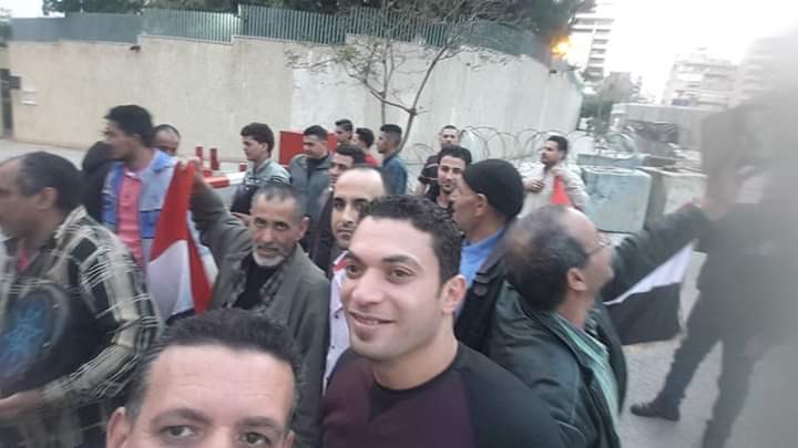 المصريون بلبنان يواصلون التصويت على تعديلات الدستور