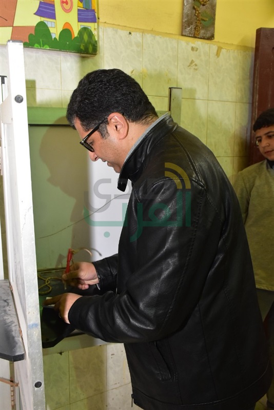 المؤلف أيمن سلامة يدلى بصوته في التعديلات الدستورية بالهرم 