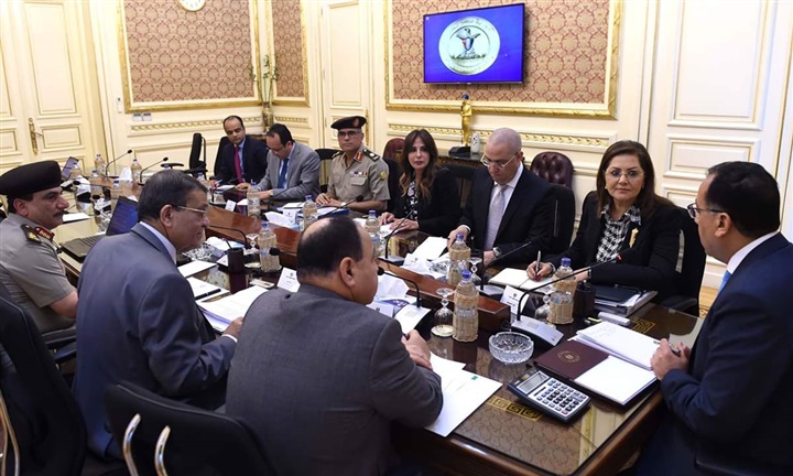 رئيس الوزراء يعقد اجتماعاً لمتابعة موقف تنفيذ مشروعات العاصمة الإدارية الجديدة رئيس الوزراء يعقد اجتماعاً لمتابعة موقف تنفيذ مشروعات العاصمة الإدارية الجديدة
