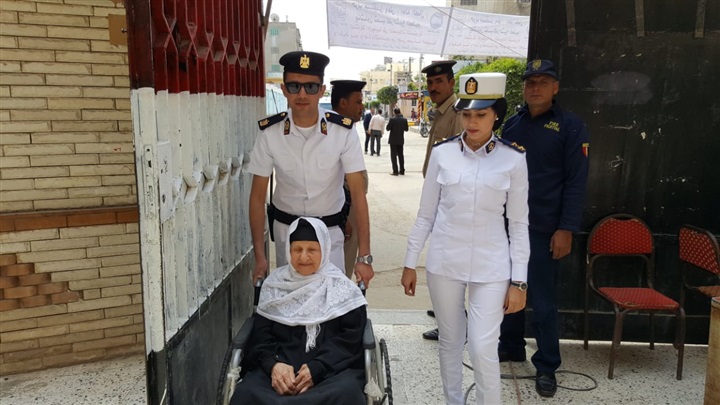 بالصور.. عمليات مستقبل وطن بكفرالشيخ: إقبال كثيف من المواطنين على لجان الاستفتاء فى اليوم الثالث للاستفتاء