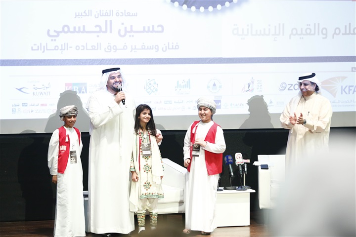 حسين الجسمي يختتم جلسات ملتقى الإعلام العربي بالكويت متحدثاً عن رؤيته في عالم الإعلام الحديث حسين الجسمي يختتم جلسات ملتقى الإعلام العربي بالكويت متحدثاً عن رؤيته في عالم الإعلام الحديث