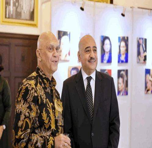 سفير مصر في جاكرتا يقيم معرضين للصور الفوتوغرافية سفير مصر في جاكرتا يقيم معرضين للصور الفوتوغرافية