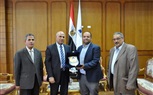 رئيس جامعة كفر الشيخ ووفد هيئة 