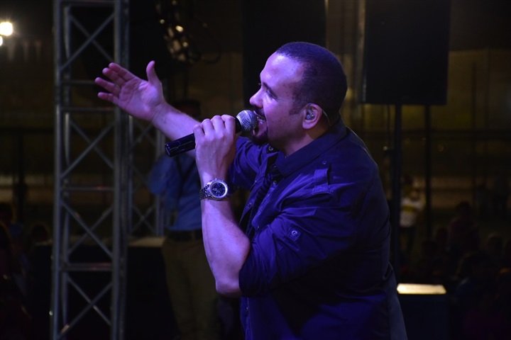 بالصور.. هشام عباس يتألق بحفل ربيع جماهيري في أكتوبر بالصور.. هشام عباس يتألق بحفل ربيع جماهيري في أكتوبر
