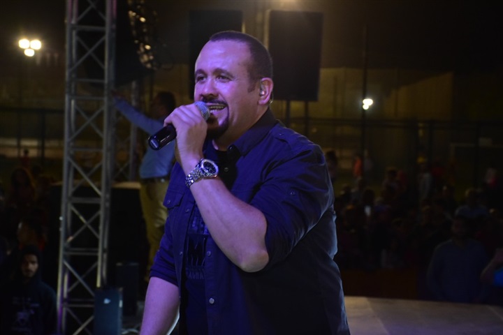 بالصور.. هشام عباس يتألق بحفل ربيع جماهيري في أكتوبر بالصور.. هشام عباس يتألق بحفل ربيع جماهيري في أكتوبر