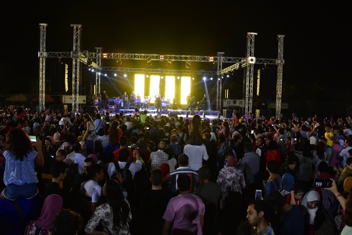 بالصور.. هشام عباس يتألق بحفل ربيع جماهيري في أكتوبر بالصور.. هشام عباس يتألق بحفل ربيع جماهيري في أكتوبر