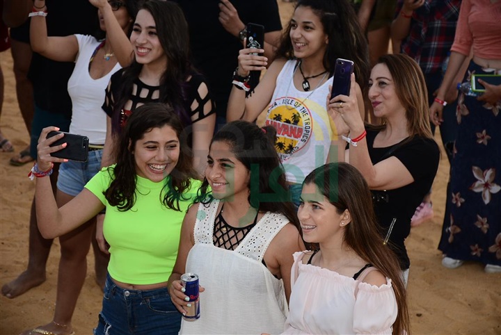 بالصور .. النجمة العالمية "zhavia" وشارموفرز يشعلون عيد الربيع بحفل عالمي في السخنة بالصور .. النجمة العالمية "zhavia" وشارموفرز يشعلون عيد الربيع بحفل عالمي في السخنة