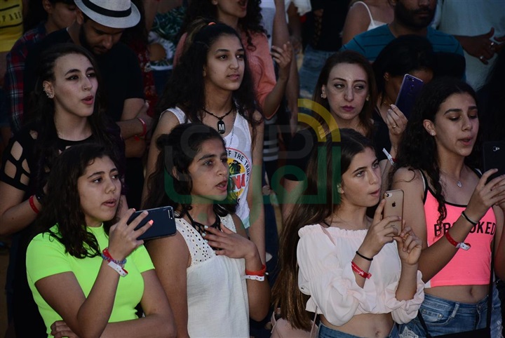 بالصور .. النجمة العالمية "zhavia" وشارموفرز يشعلون عيد الربيع بحفل عالمي في السخنة بالصور .. النجمة العالمية "zhavia" وشارموفرز يشعلون عيد الربيع بحفل عالمي في السخنة