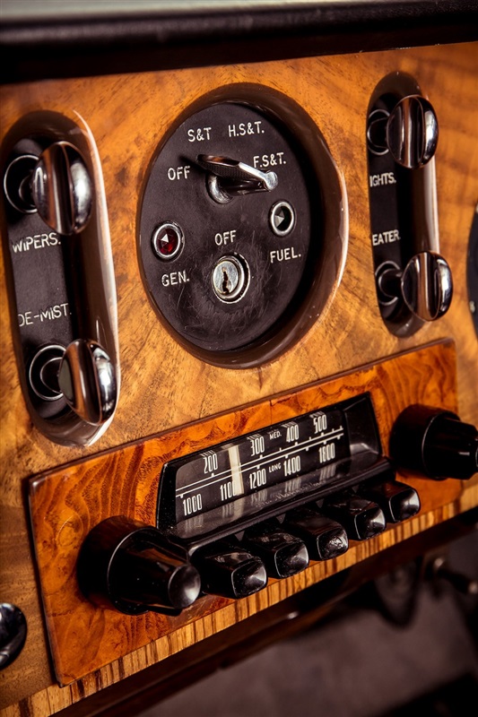 قرنٌ من الابتكارات المتميّزة.. BENTLEY S2 CONTINENTAL FLYING SPUR قرنٌ من الابتكارات المتميّزة.. BENTLEY S2 CONTINENTAL FLYING SPUR