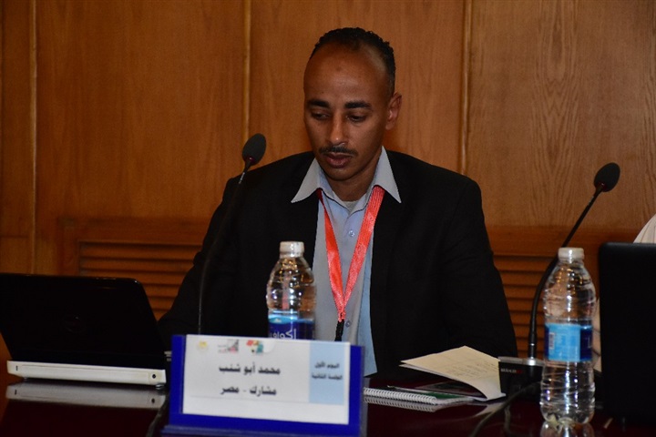 "الألات الموسيقية الأفريقية" بالجلسة الثانية لمؤتمر "الفن الإفريقي.. أيقونة الابداع الإنساني" "الألات الموسيقية الأفريقية" بالجلسة الثانية لمؤتمر "الفن الإفريقي.. أيقونة الابداع الإنساني"