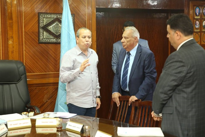 محافظ كفر الشيخ: الانتهاء من خطة الرصف في موعدها المحدد