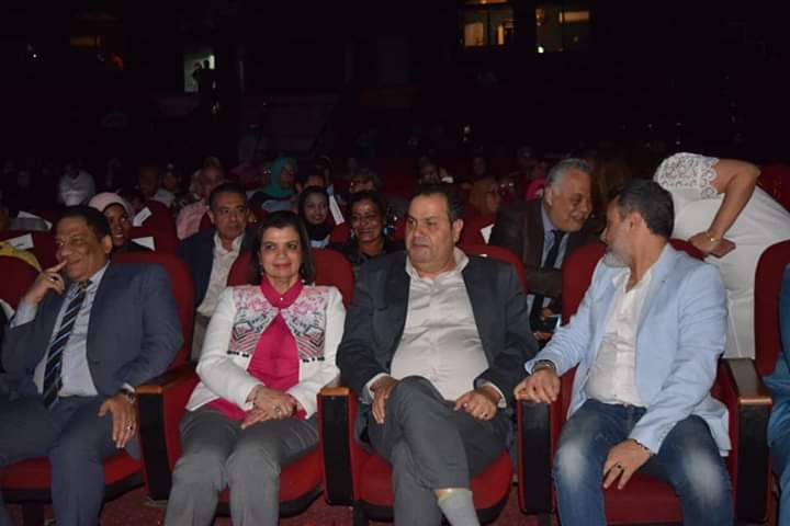 بالصور.. نجوم الفن تشهد حفل "أعياد الربيع" للقومى للمسرح بالبالون بالصور.. نجوم الفن تشهد حفل "أعياد الربيع" للقومى للمسرح بالبالون