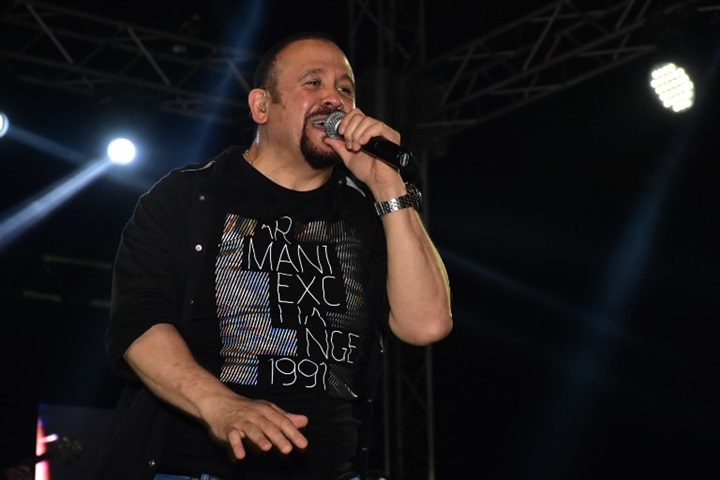 بالصور .. هشام عباس يتالق بحفل ربيع جماهيري بورتو سعيد بالصور .. هشام عباس يتالق بحفل ربيع جماهيري بورتو سعيد 