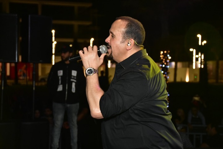 بالصور .. هشام عباس يتالق بحفل ربيع جماهيري بورتو سعيد بالصور .. هشام عباس يتالق بحفل ربيع جماهيري بورتو سعيد 