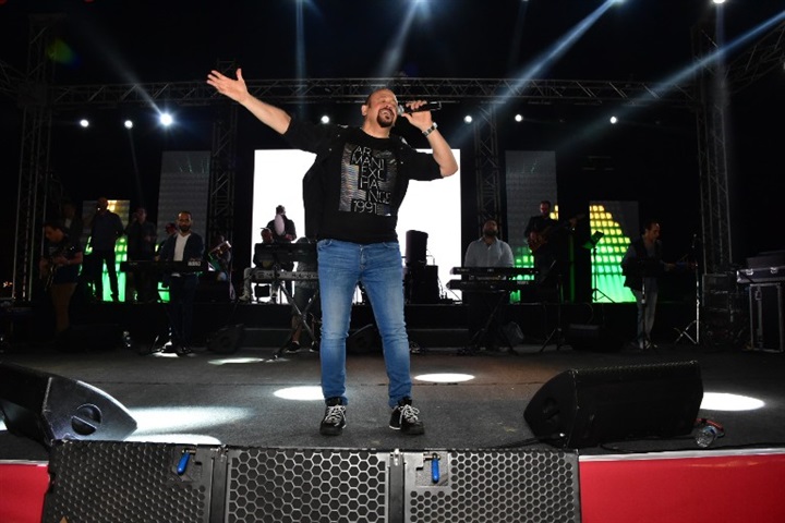 بالصور .. هشام عباس يتالق بحفل ربيع جماهيري بورتو سعيد بالصور .. هشام عباس يتالق بحفل ربيع جماهيري بورتو سعيد 