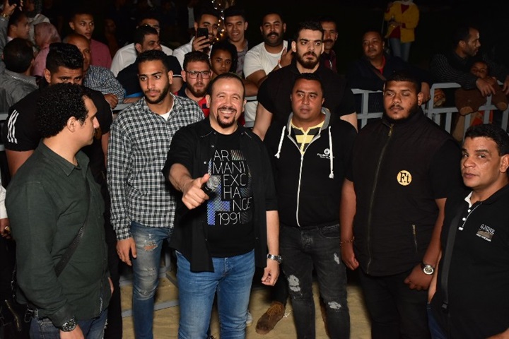بالصور .. هشام عباس يتالق بحفل ربيع جماهيري بورتو سعيد بالصور .. هشام عباس يتالق بحفل ربيع جماهيري بورتو سعيد 