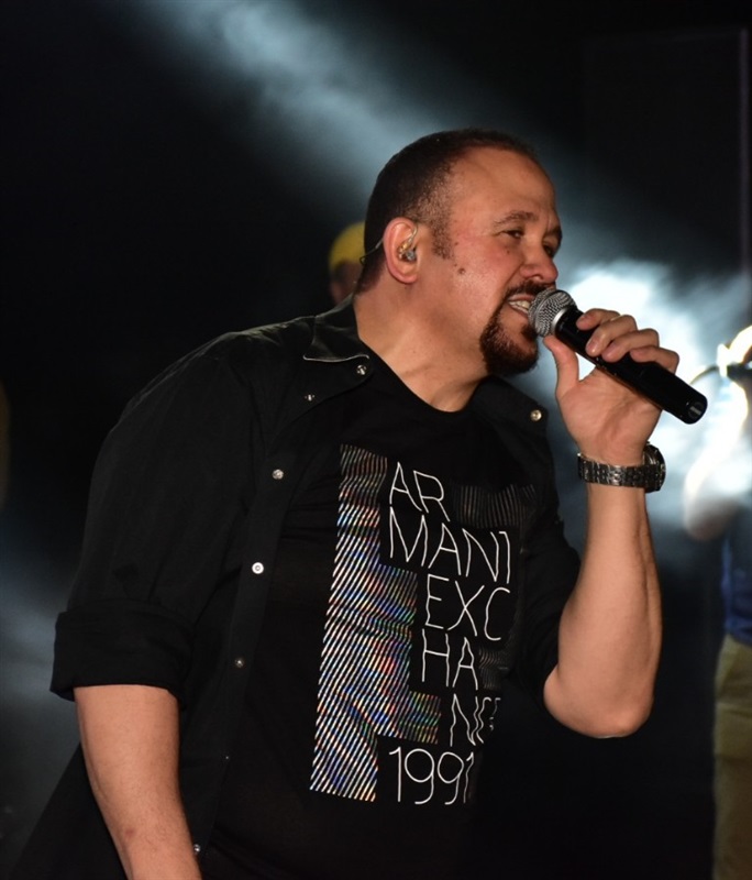 بالصور .. هشام عباس يتالق بحفل ربيع جماهيري بورتو سعيد بالصور .. هشام عباس يتالق بحفل ربيع جماهيري بورتو سعيد 