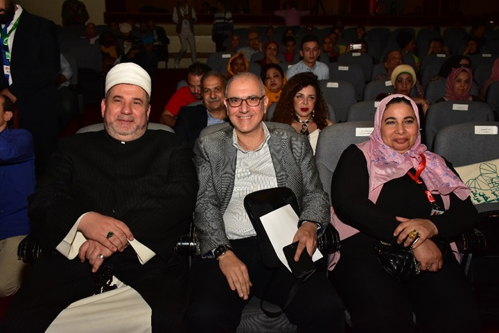 بالصور.. عروض أزياء وتكريمات ومعارض بختام اليوم الأول لمؤتمر "الفن الافريقي أيقونة الابداع الإنساني" بالصور.. عروض أزياء وتكريمات ومعارض بختام اليوم الأول لمؤتمر "الفن الافريقي أيقونة الابداع الإنساني"