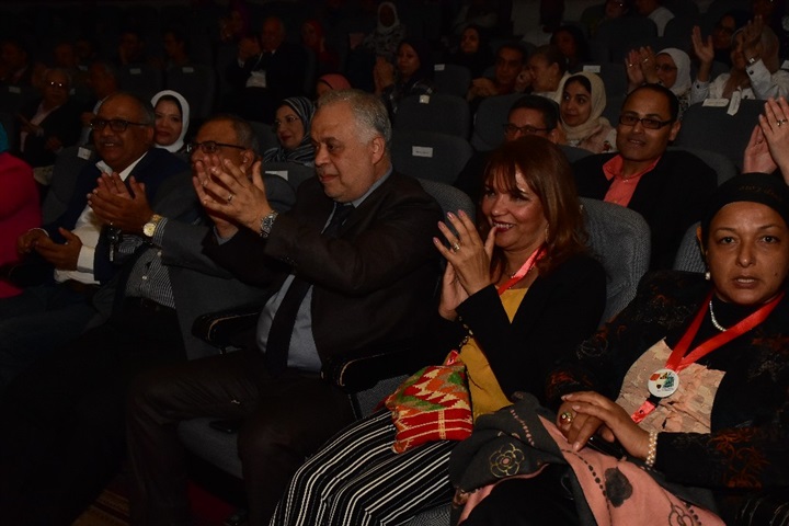 بالصور.. عروض أزياء وتكريمات ومعارض بختام اليوم الأول لمؤتمر "الفن الافريقي أيقونة الابداع الإنساني" بالصور.. عروض أزياء وتكريمات ومعارض بختام اليوم الأول لمؤتمر "الفن الافريقي أيقونة الابداع الإنساني"