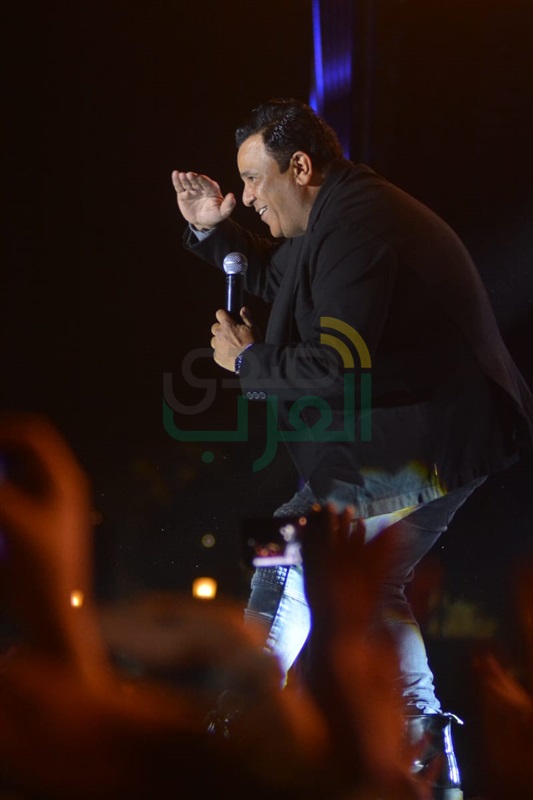 بالصور.. محمد فؤاد يشعل ختام "الربيع" بحفل جماهيري ضخم في بتروسبورت بالصور.. محمد فؤاد يشعل ختام "الربيع" بحفل جماهيري ضخم في بتروسبورت
