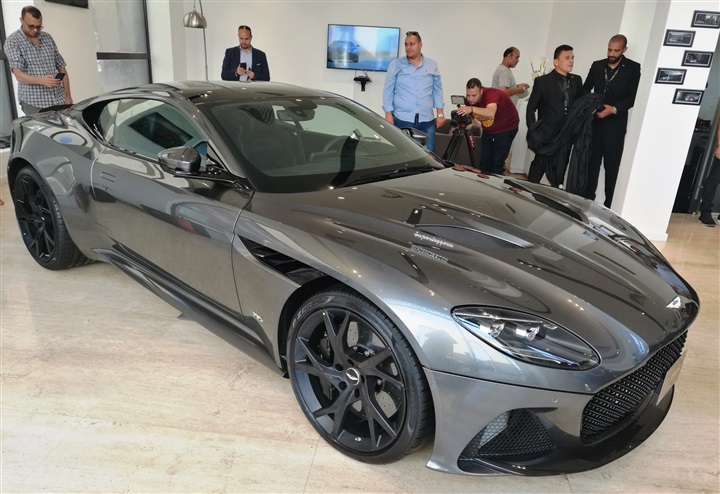 عز العرب تطلق آستون مارتن (DBS Superleggera) بالسوق المصرية