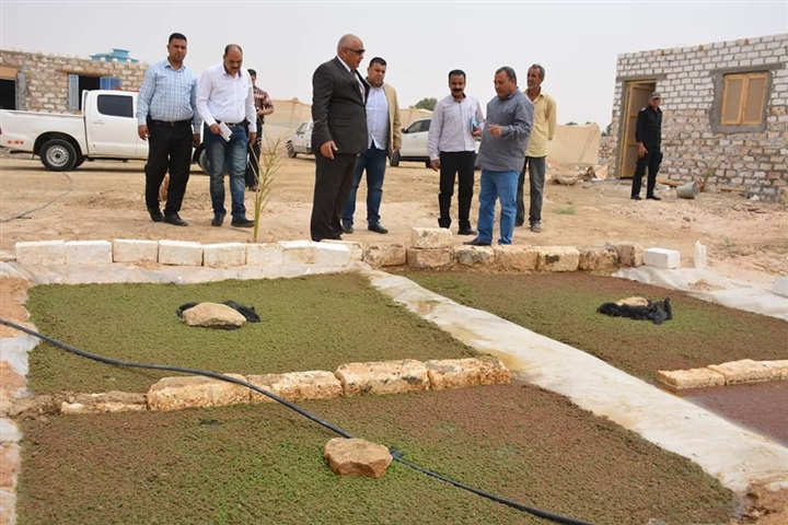 الزملوط: يتفقد مشروع الاستزراع السمكي بالخارجة.. ويوجه بالتوسع فيه لتوفير الأسماك بأسعار مخفضة   