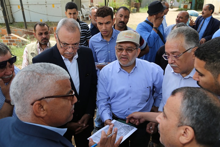محافظ قنا: الانتهاء من تحديد مسار خط كهرباء محطة مياه فرشوط 
