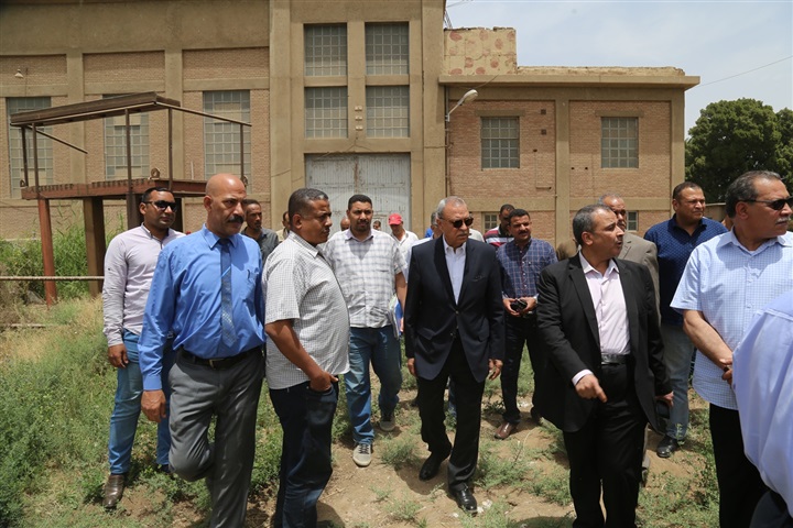 محافظ قنا: الانتهاء من تحديد مسار خط كهرباء محطة مياه فرشوط 