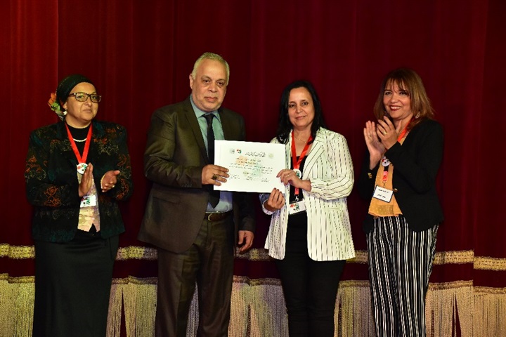 بالصور.. عروض أزياء وتكريمات ومعارض بختام اليوم الأول لمؤتمر "الفن الافريقي أيقونة الابداع الإنساني" بالصور.. عروض أزياء وتكريمات ومعارض بختام اليوم الأول لمؤتمر "الفن الافريقي أيقونة الابداع الإنساني"