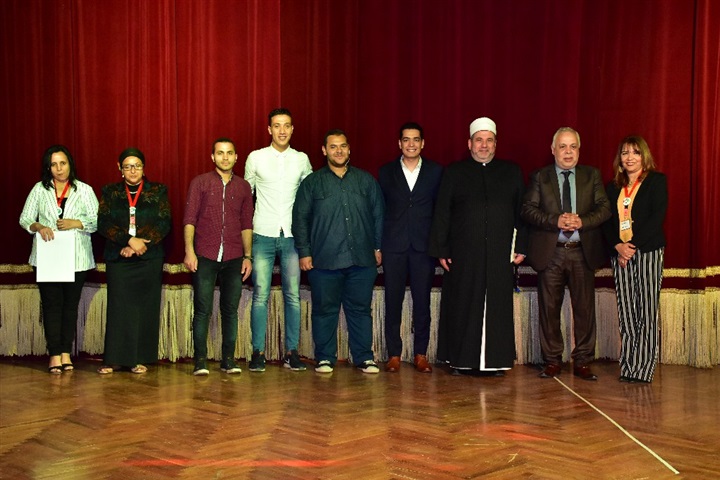 بالصور.. عروض أزياء وتكريمات ومعارض بختام اليوم الأول لمؤتمر "الفن الافريقي أيقونة الابداع الإنساني" بالصور.. عروض أزياء وتكريمات ومعارض بختام اليوم الأول لمؤتمر "الفن الافريقي أيقونة الابداع الإنساني"