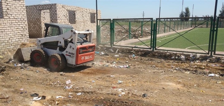 بالصور.. رفع 70 طن قمامة في حملة نظافة موسعة بالحامول 
