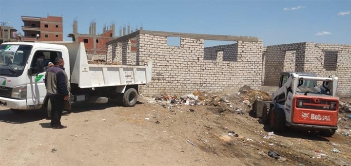 بالصور.. رفع 70 طن قمامة في حملة نظافة موسعة بالحامول 
