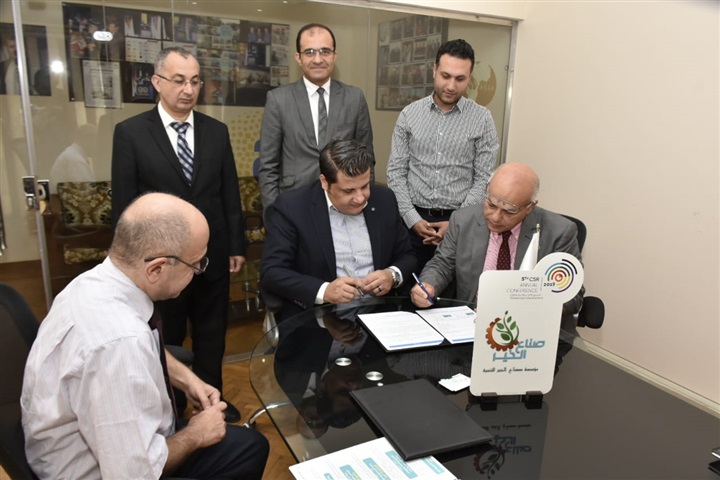 بالصور.. اتفاقية تعاون بين "صناع الخير" و"تشاور" لإدارة الرعاية الصحية 