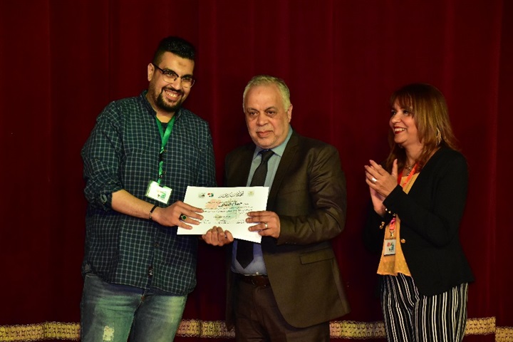 بالصور.. عروض أزياء وتكريمات ومعارض بختام اليوم الأول لمؤتمر "الفن الافريقي أيقونة الابداع الإنساني" بالصور.. عروض أزياء وتكريمات ومعارض بختام اليوم الأول لمؤتمر "الفن الافريقي أيقونة الابداع الإنساني"