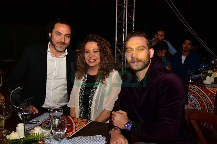 بالصور .. العسيلي يتألق في خيمة "ليالي ميراج" بحضور نجوم الفن والمشاهير بالصور .. العسيلي يتألق في خيمة "ليالي ميراج" بحضور نجوم الفن والمشاهير