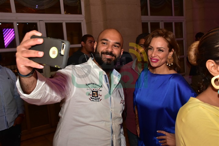 بالصور .. العسيلي يتألق في خيمة "ليالي ميراج" بحضور نجوم الفن والمشاهير بالصور .. العسيلي يتألق في خيمة "ليالي ميراج" بحضور نجوم الفن والمشاهير