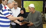  بالصور.. محافظ المنوفية يُسلّم مساعدات مالية لأسر ضحايا «قطار محطة مصر»  