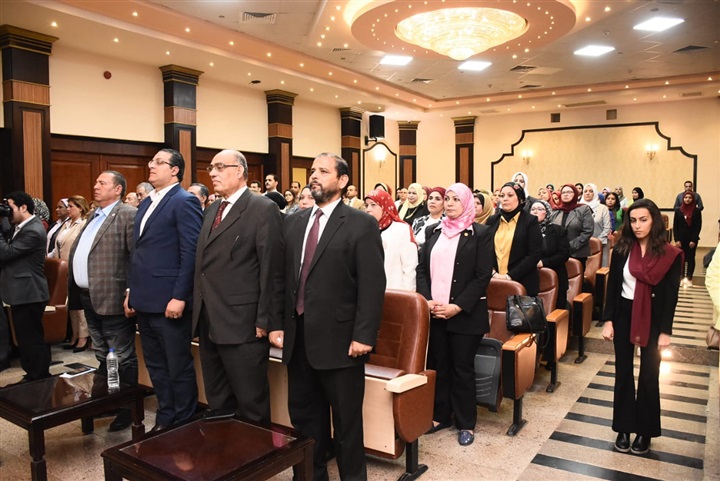 بالصور: حزب الحرية المصرى يطلق مبادرة "27 100x" لإعداد 2700 قيادة نسائية بجميع المحافظات بالصور: حزب الحرية المصرى يطلق مبادرة "27 100x" لإعداد 2700 قيادة نسائية بجميع المحافظات