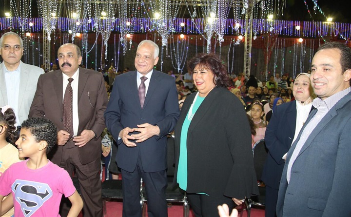 بالصور.. وزير الثقافة تشهد "ست الدنيا" بـ"فيصل للكتاب" بالصور.. وزير الثقافة تشهد "ست الدنيا" بـ"فيصل للكتاب"