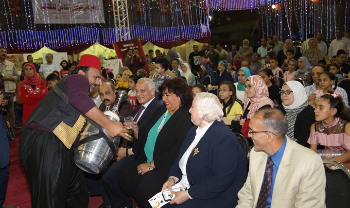 بالصور.. وزير الثقافة تشهد "ست الدنيا" بـ"فيصل للكتاب" بالصور.. وزير الثقافة تشهد "ست الدنيا" بـ"فيصل للكتاب"