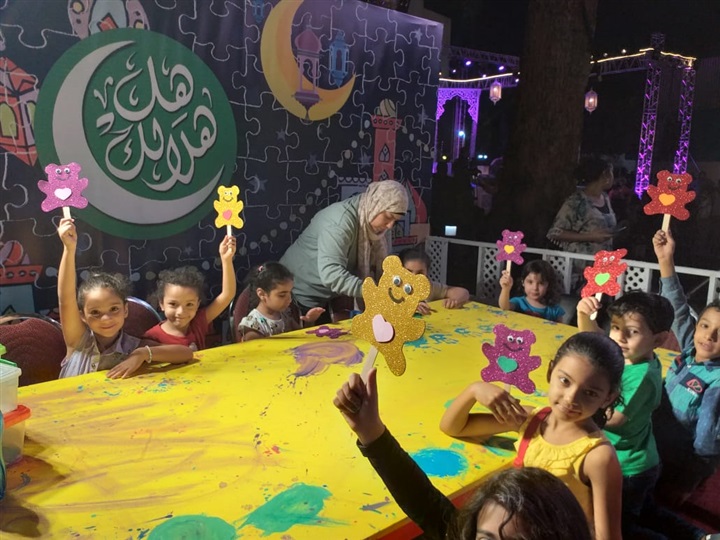 بالصور.. "هل هلالك" يجذب جمهور الشاشة الفضية.. و"القومية للفنون" تحيى ليلته الثالثة بالصور.. "هل هلالك" يجذب جمهور الشاشة الفضية.. و"القومية للفنون" تحيى ليلته الثالثة