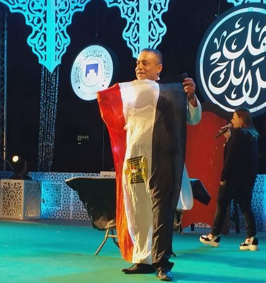 بالصور.. "هل هلالك" يجذب جمهور الشاشة الفضية.. و"القومية للفنون" تحيى ليلته الثالثة بالصور.. "هل هلالك" يجذب جمهور الشاشة الفضية.. و"القومية للفنون" تحيى ليلته الثالثة