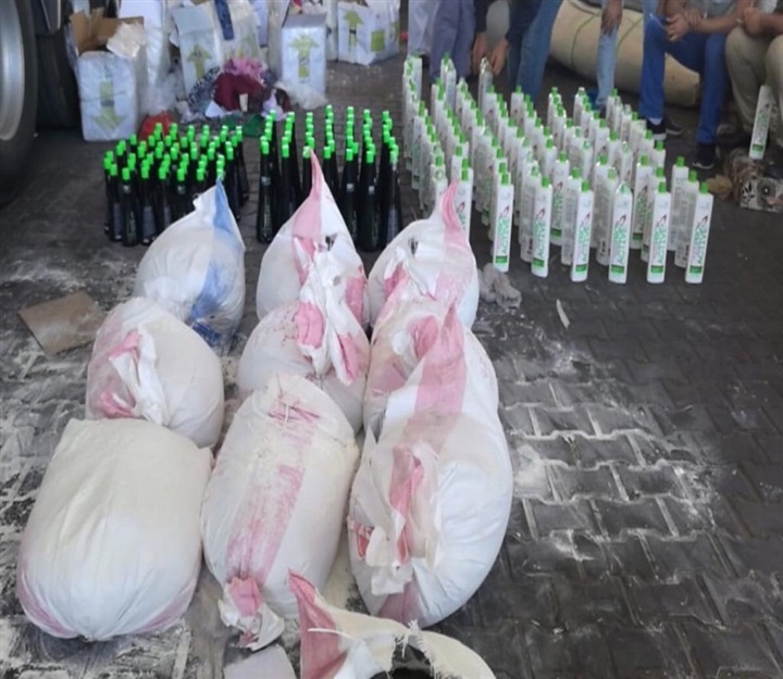 إحباط جلب نصف طن من مادة كميائية تستخدم فى صناعة العقاقير المخدرة والمواد المتفجرة