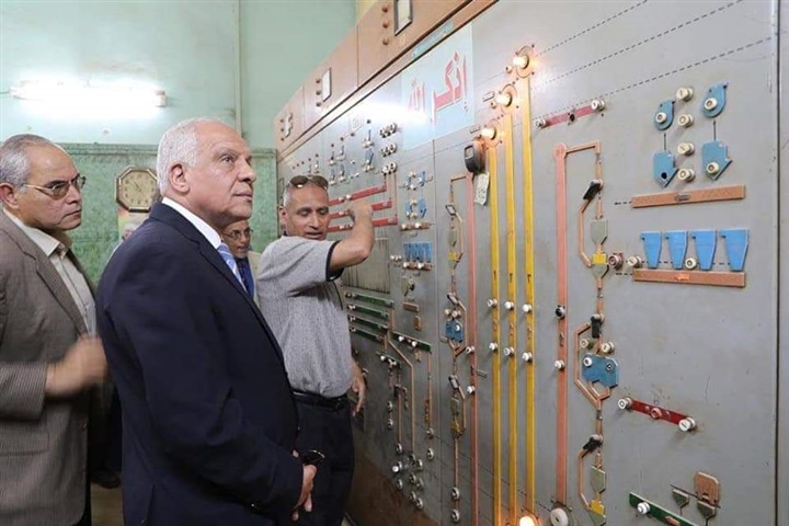 محافظ الجيزة: توريد 106 ألف طن أقماح حتى الآن ومتابعة يومية لأعمال التوريد 