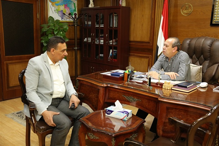 بالصور.. محافظ كفر الشيخ يوجه بتحسين الخدمات والمرافق للمواطنين ورفع كفاءة منظومة النظافة بالصور.. محافظ كفر الشيخ يوجه بتحسين الخدمات والمرافق للمواطنين ورفع كفاءة منظومة النظافة
