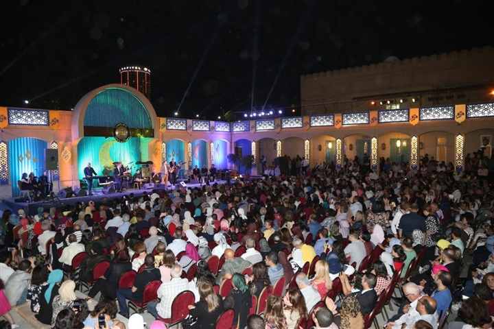 بالصور: خمسة آلاف مشاهد في الأسبوع الأول من سهرات الأوبرا الرمضانية بالصور: خمسة آلاف مشاهد في الأسبوع الأول من سهرات الأوبرا الرمضانية