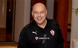 وصول لاعبو الزمالك الى ملعب المبارة 